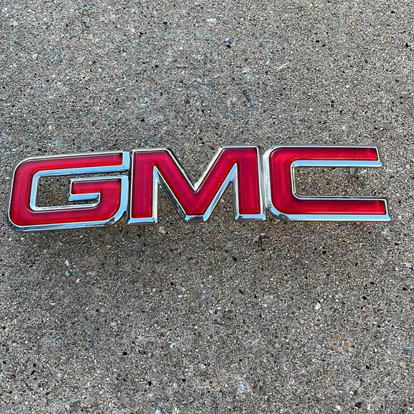 Genuine GM Other Genuine Oem Gmc Front Grille Emblem Poshmark